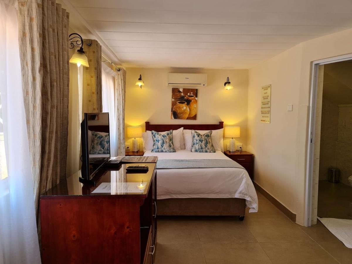 ليديسميث Peaches & Cream Bed & Breakfast المظهر الخارجي الصورة