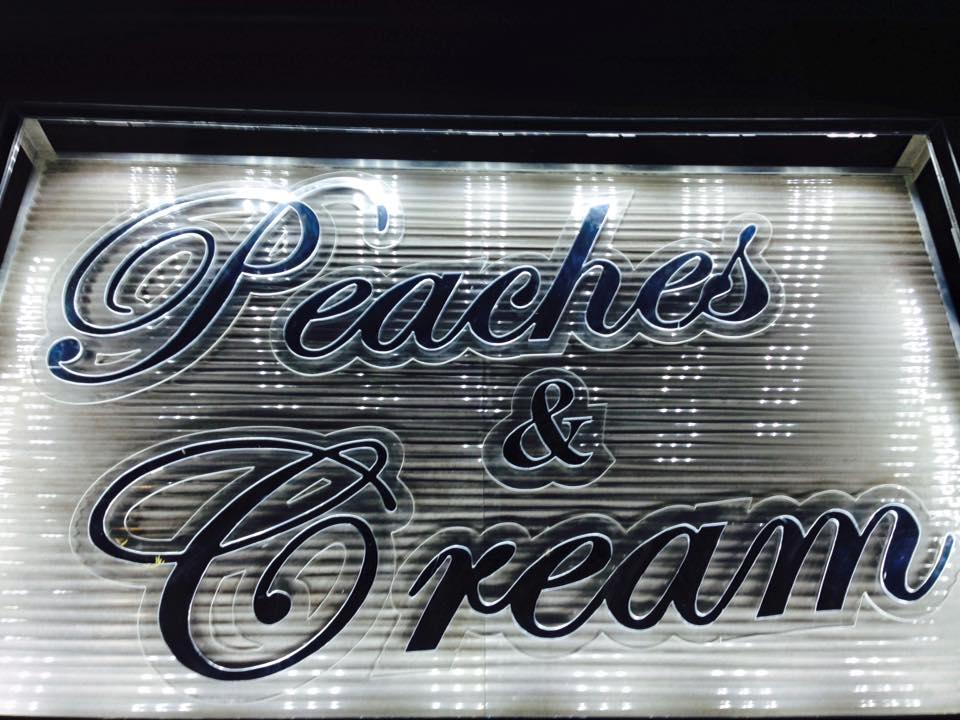 ليديسميث Peaches & Cream Bed & Breakfast المظهر الخارجي الصورة